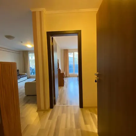 Private Cozy Admiral Plaza A1 * Słoneczny Brzeg