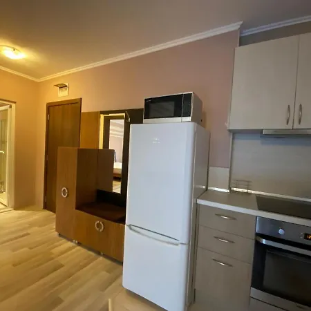 Private Cozy Admiral Plaza A1 Apartament