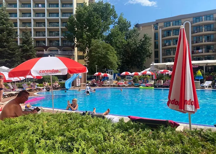 Admiral Plaza A1 Sunny